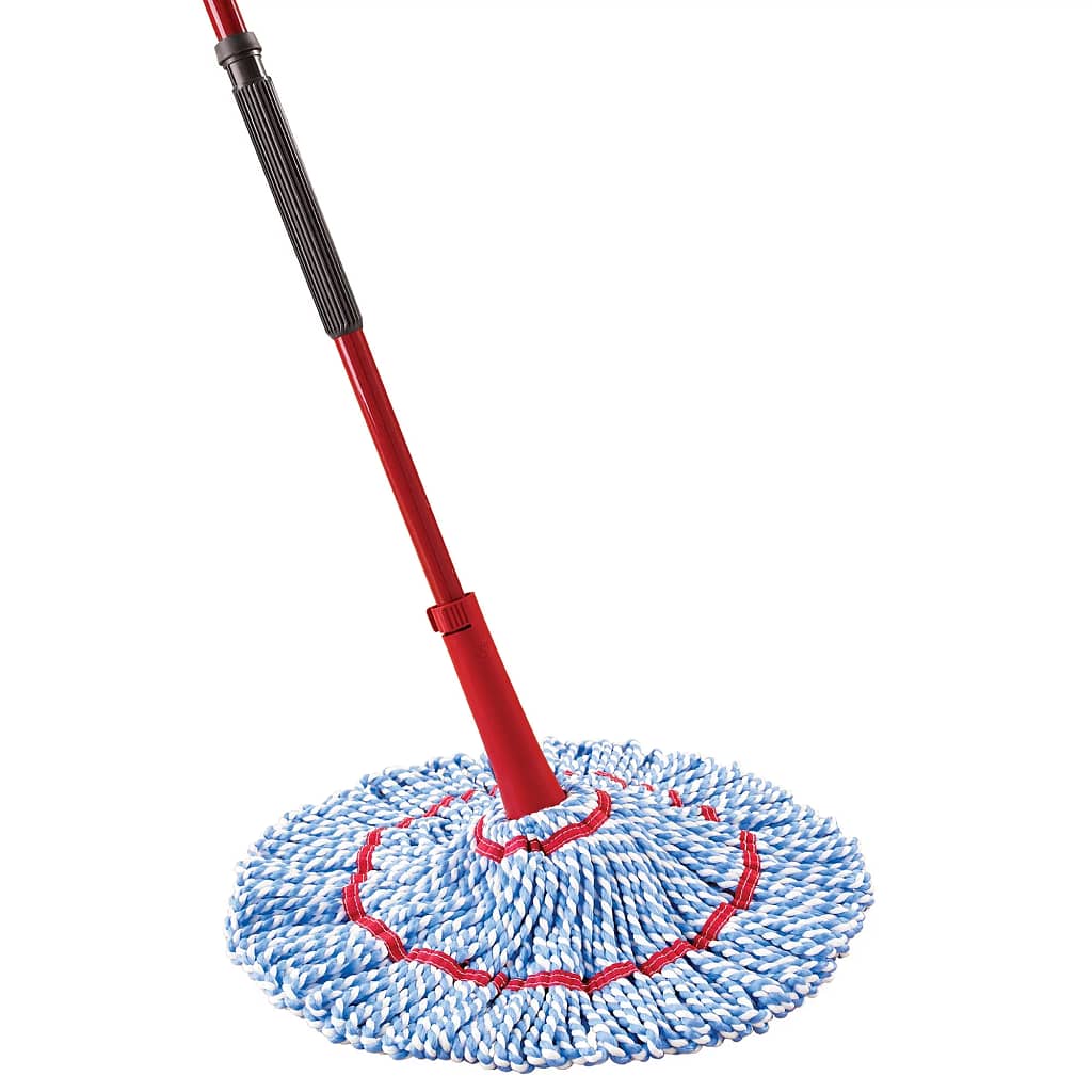 O-Cedar MicroTwist MAX microfiber mop removing dust and pet hair from hardwood floors.
